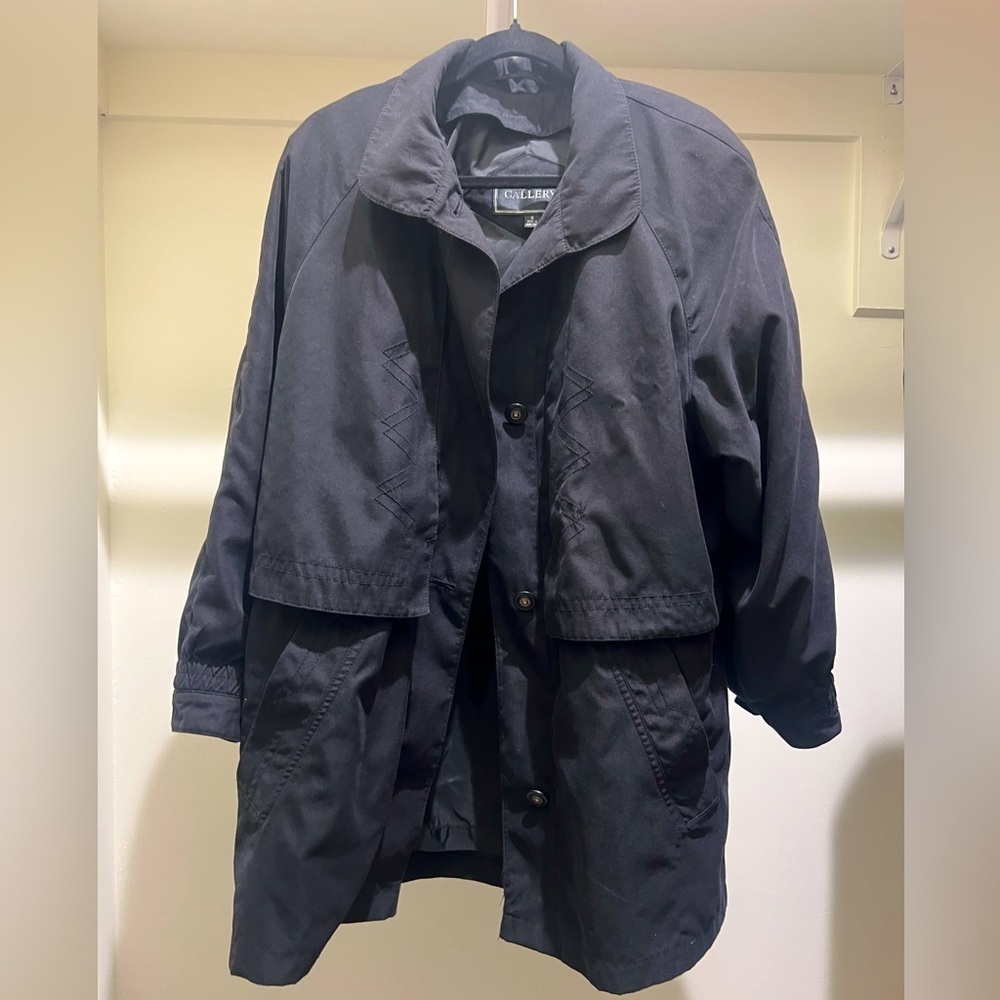 Gallery size small black jacket